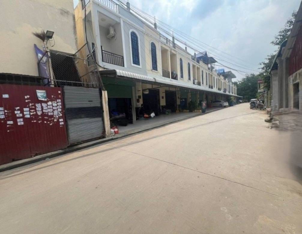 Dom szeregowy Na sprzedaż w Chaom Chau 2, Por Sen Chey, Phnom Penh