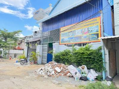 160 sqm Living Size Warehouse For Sale in Prek Pnov