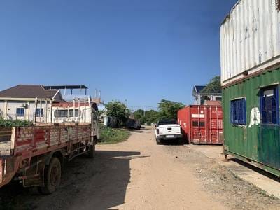 ឃ្លាំង សំរាប់លក់ ទំហំផ្ទះ 285 ម៉ែត្រការ៉េ នៅS'ang