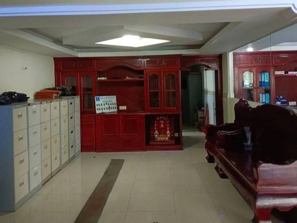 ផ្ទះជាប់គ្នា តម្លៃ $125,000