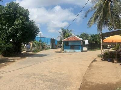 192 sqm Living Size House and lot For Sale in Lvea Aem