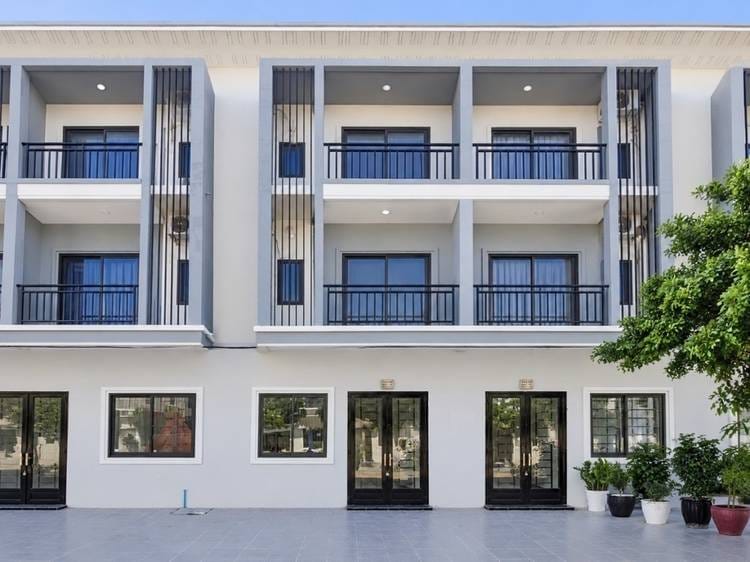 Link House For Rent in Bak Kaeng, Chroy Changvar, Phnom Penh