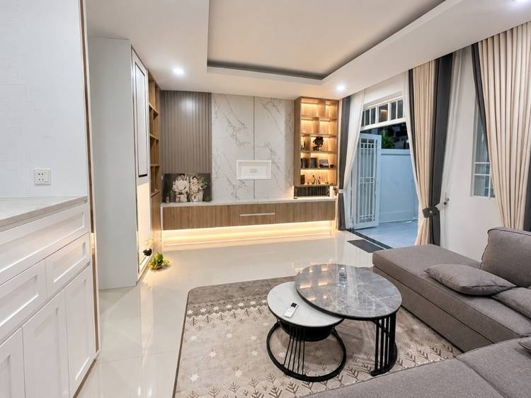 Řadový dům For Sale & Rent in Bak Kaeng, Chroy Changvar, Phnom Penh