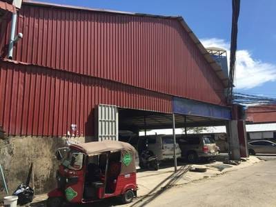 1,076 sqm Living Size Warehouse For Sale in Chamkarmon