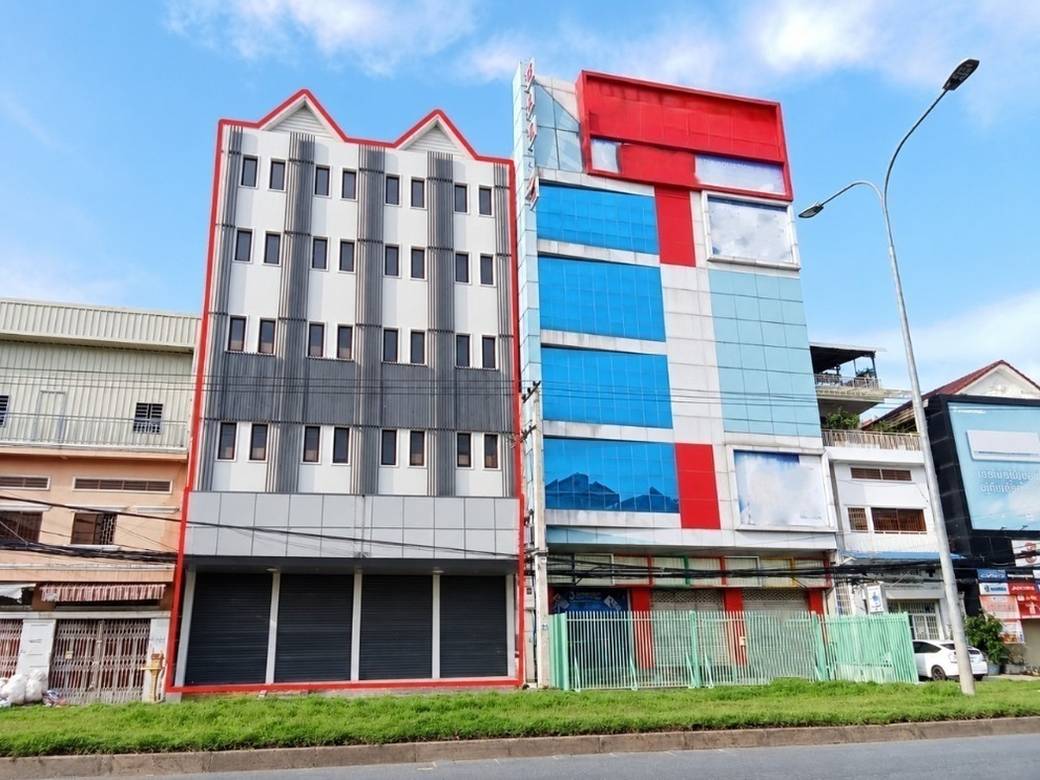 🏢 Commercial Building for Rent on National Road 1 – Chbar Ampov