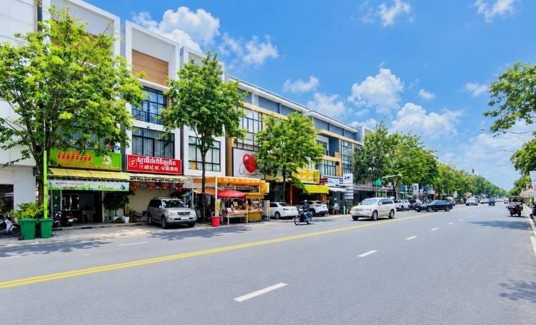 Shophouse For Rent in Nirouth, Chbar Ampov, Phnom Penh