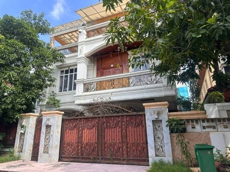 Villa For Sale & Rent à Boeung Kak 1, Toul Kork, Phnom Penh