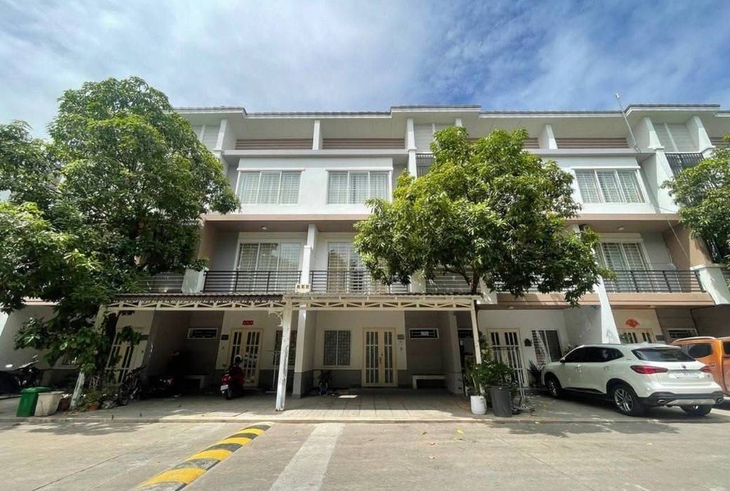 Link House (LC2)  For Rent | Borey Peng Huoth Beoung Snor | Mercurean 2