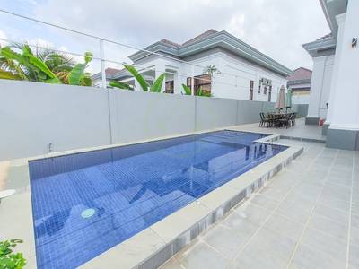 $1,000 Vila