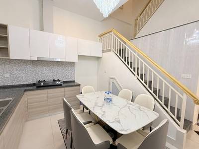 Borey Peng Huoth: The Star Platinum Polaris​ II | 已装修店屋For Sale & Rent