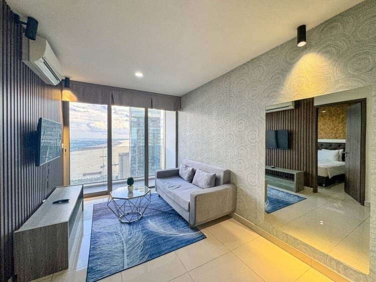 Condo Na wynajem w Tonle Bassac, Chamkarmon, Phnom Penh