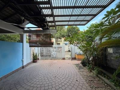 100 sqm Land Size Villa For Rent