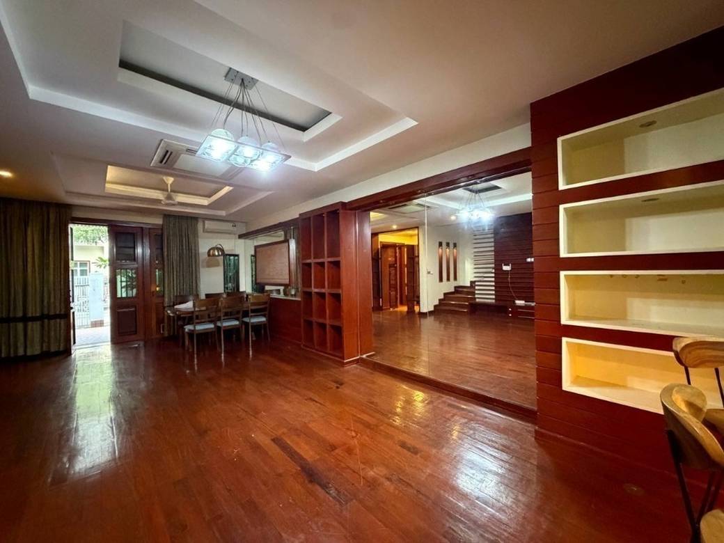 Chamkarmon Villa For Rent in Chamkarmon