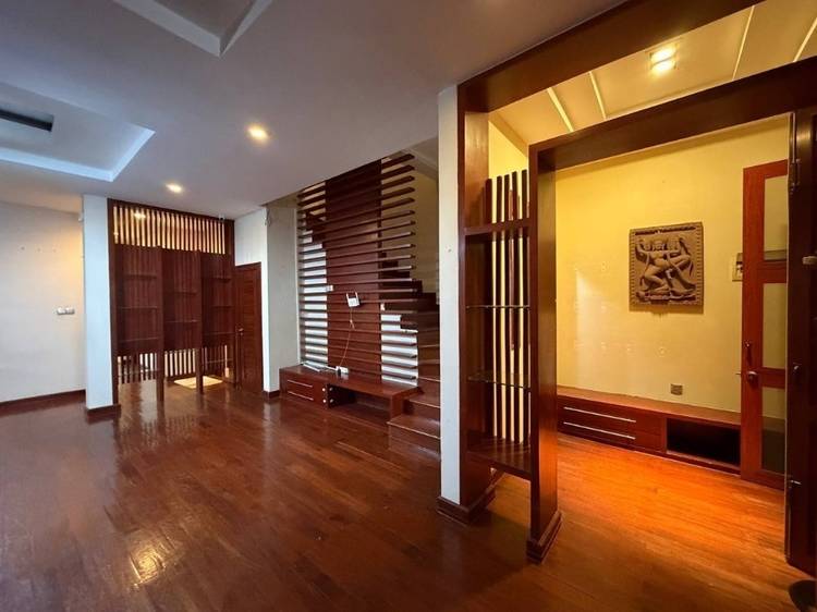 Tonle Bassac, Chamkarmon, Phnom Penh的别墅出租