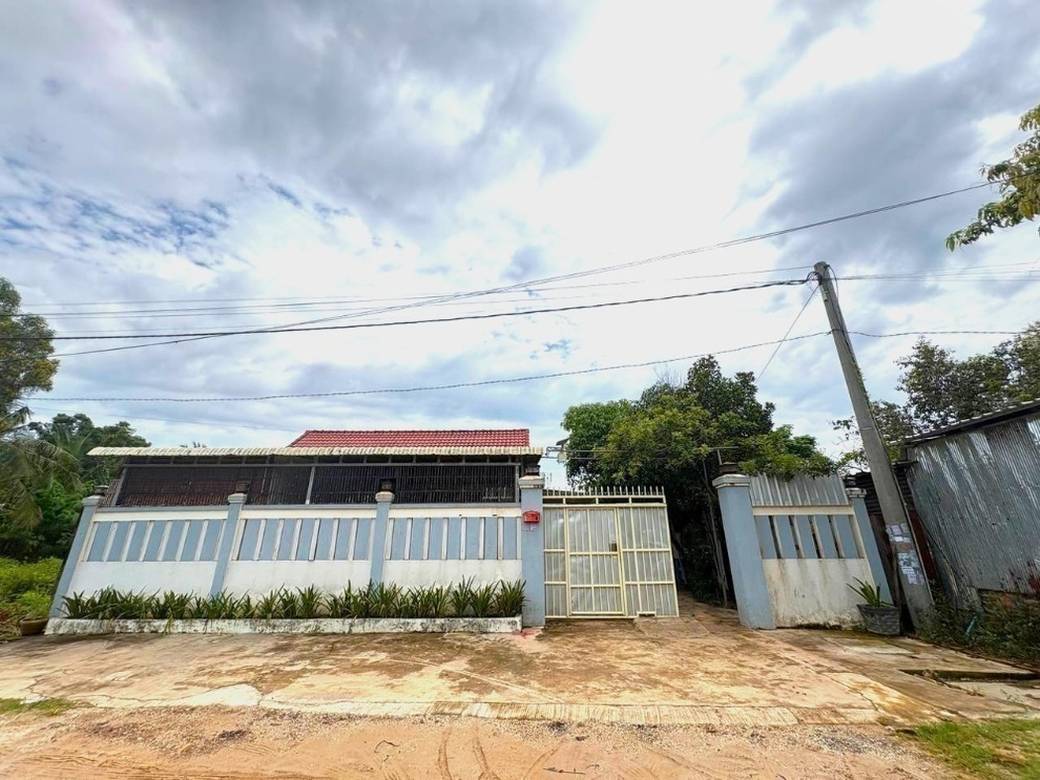 Three Bedroom House for Rent in Svay Dankum - Siem Reap