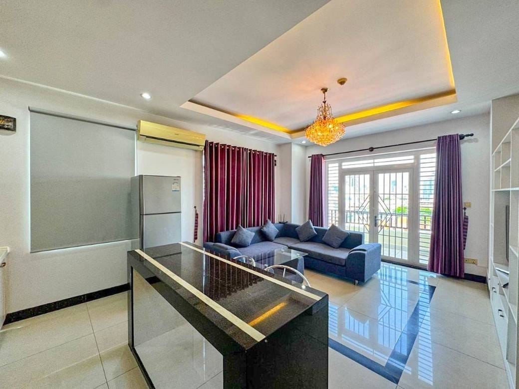 Apartment For Rent with 1 Parking Space