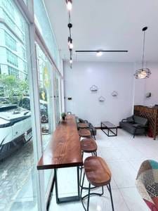 CommercialShophouse À louer de 128 m² de terrain
