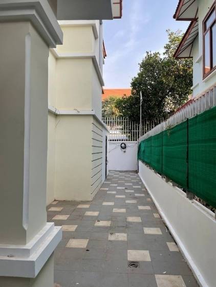 470 sqm Living Size Vila K pronájmu in Toul Kork