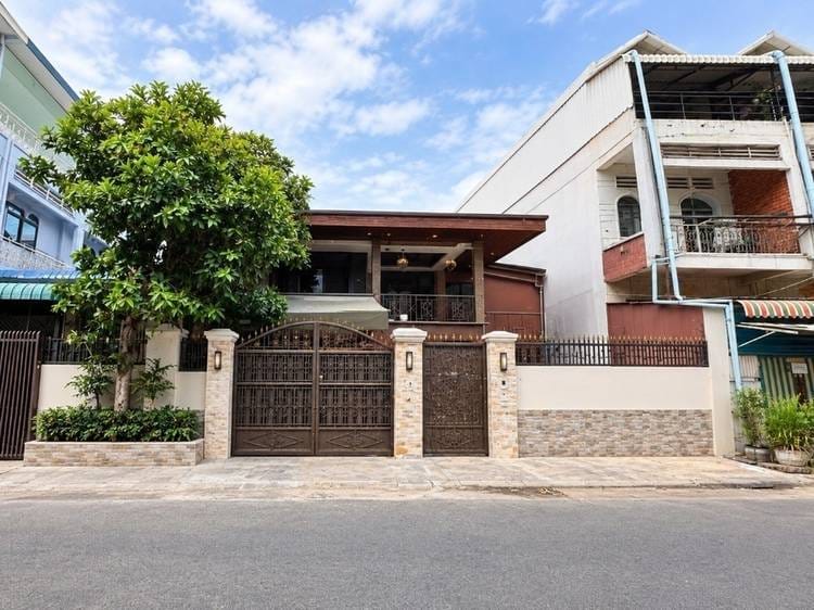 ផ្ទះ For Sale & Rent នៅ BKK 3, Boeng Keng Kang, Phnom Penh
