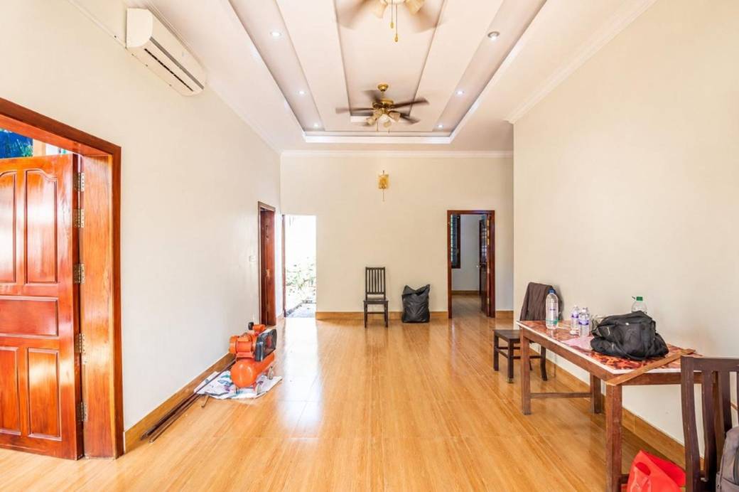 House and lot For Rent with 1 Parking Space