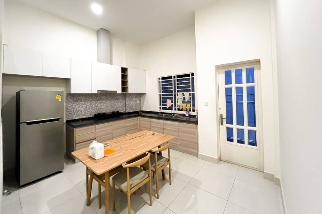 Borey Peng Huoth: The Star Platinum Eco Sunrise | Maison-boutique À louer avec 1 place de parking