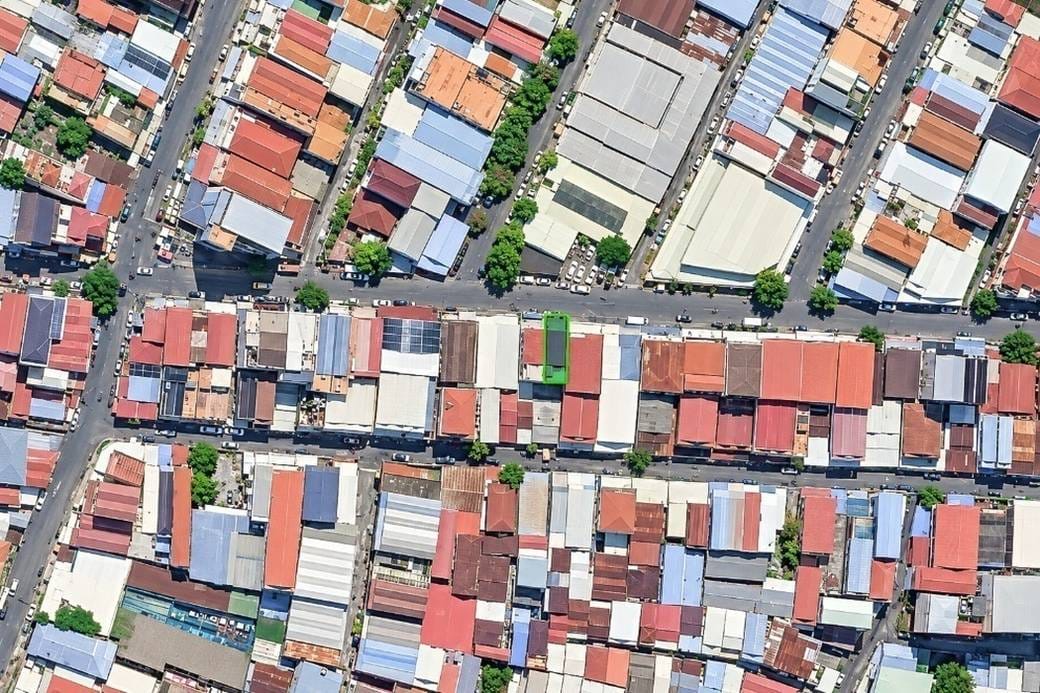 Shophouse Na prodej with 2 Parking Space
