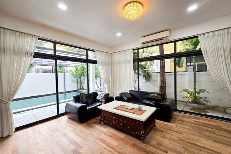វីឡា សំរាប់ជួល នៅ Tonle Bassac, Chamkarmon, Phnom Penh