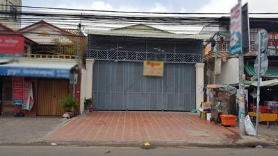 commercial Warehouse for sale in Chak Angrae Kraom ID 55960