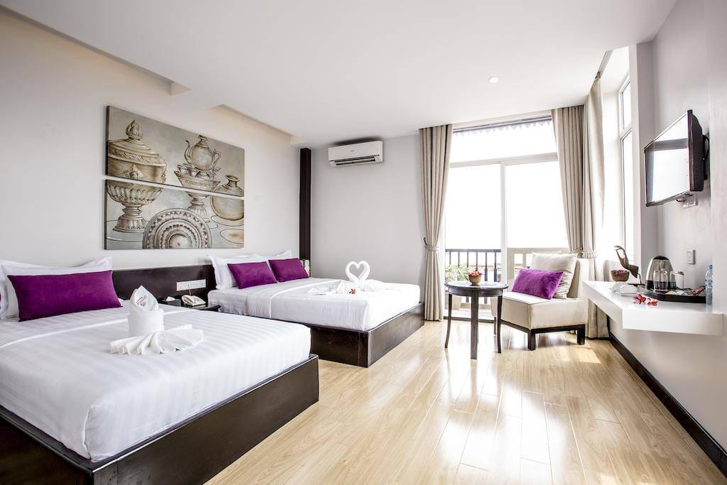Queen Grand Boutique Hotel Apartment | Chakto Mukh คอนโด สำหรับเช่า ใน Chakto Mukh