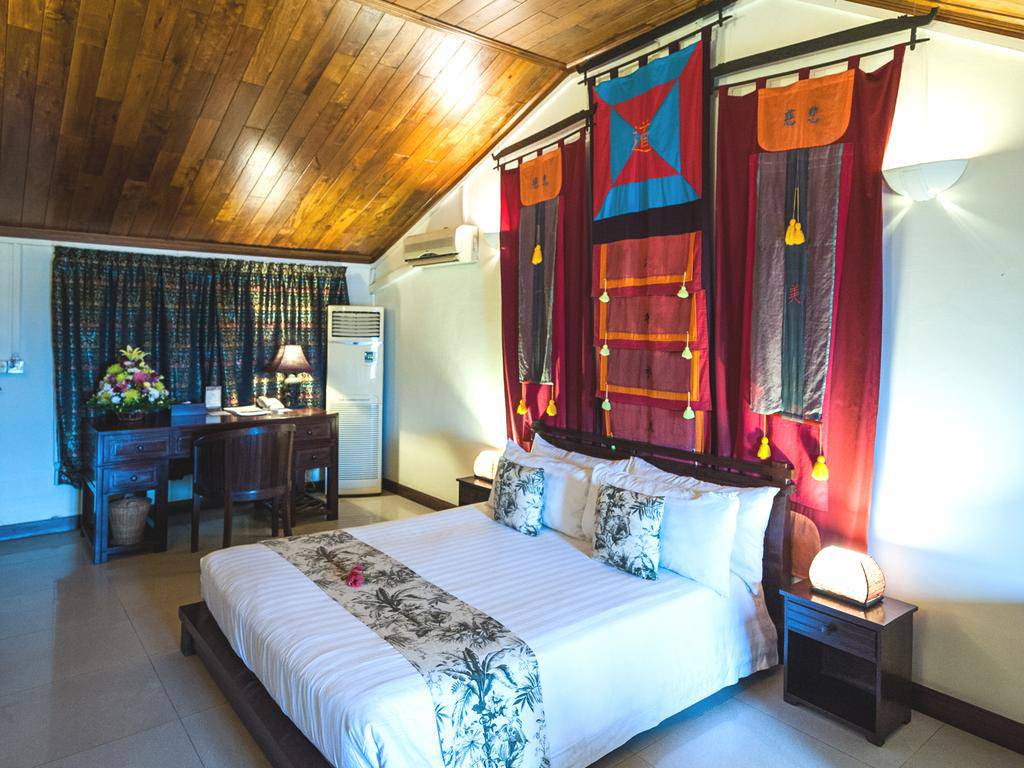 Red Hibiscus Hotel Apartment | คอนโด ราคา POA