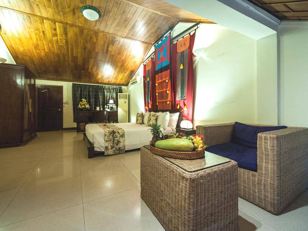 Red Hibiscus Hotel Apartment | คอนโด สำหรับขาย ใน, จักตอมุข, ดวนป็ญ, พนมเปญ