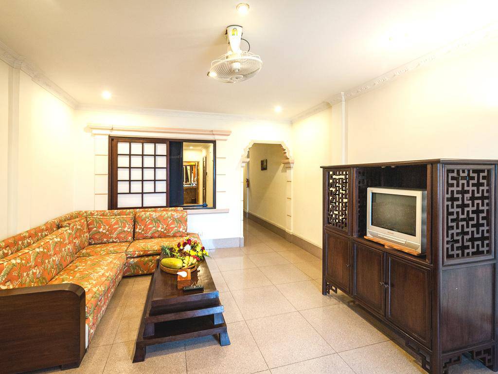 Red Hibiscus Hotel Apartment | Chakto Mukh คอนโด สำหรับขาย ใน Chakto Mukh