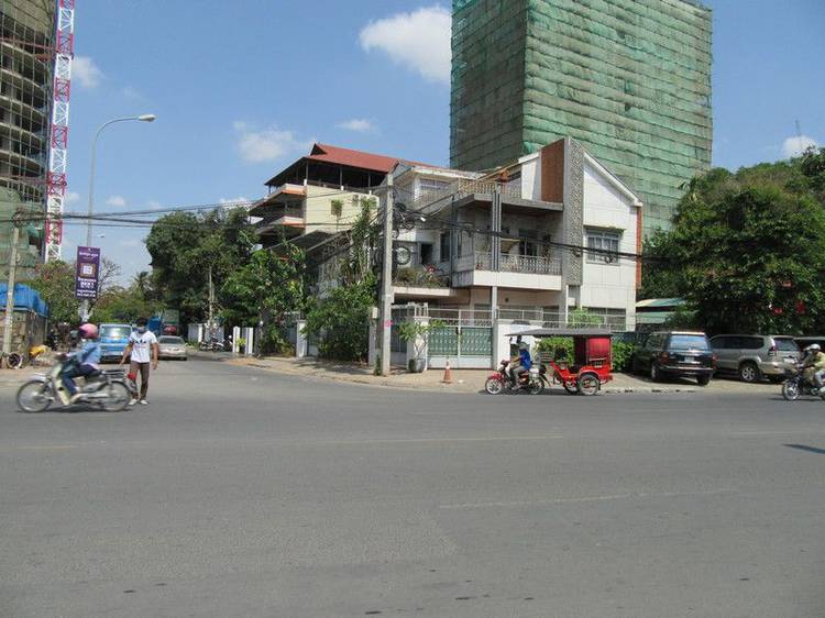 BKK 1, Chamkarmon, Phnom Penh