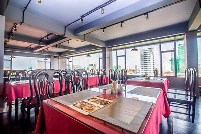 Hotel For Rent in Phsar Thmei I, Daun Penh, Phnom Penh