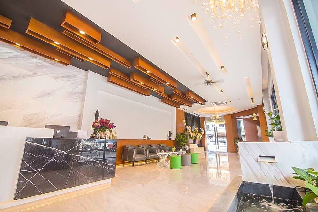Daun Penh Hotel For Rent in Daun Penh