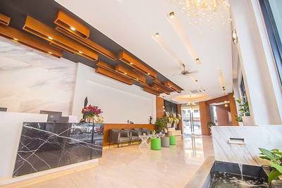 Daun Penh Hotel For Rent in Daun Penh