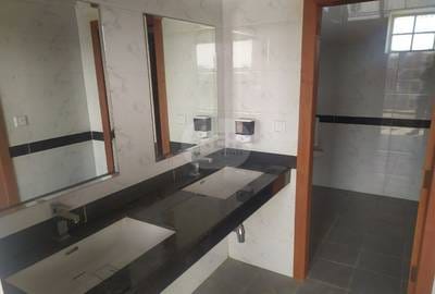អាគារ សំរាប់ជួល នៅSen Sok តម្លៃ $10,000