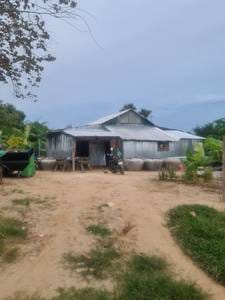 594平方米土地面积的土地出售