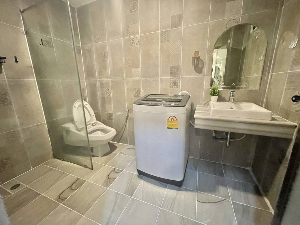 60 sqm Living Size Apartment For Rent in Boeng Keng Kang