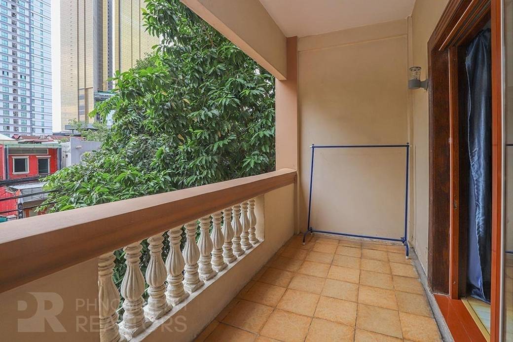 60 sqm Land Size Flat For Rent