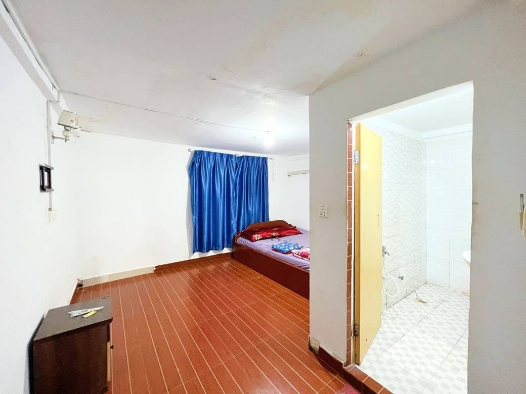 Flat For Sale in Por Sen Chey $220,000