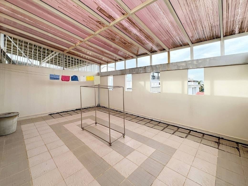 Zařízeno Dvojvila For Sale & Rent