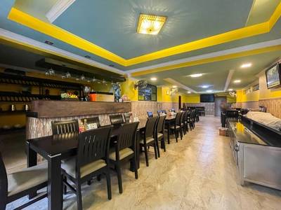 200 sqm Land Size Restaurant For Rent