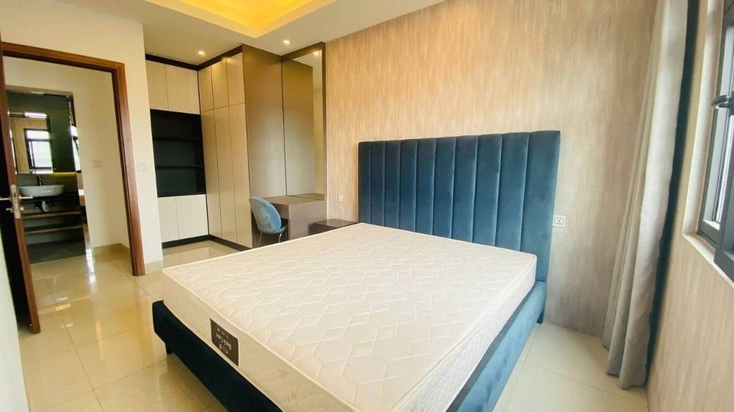 2 Bedrooms Apartment For Rent