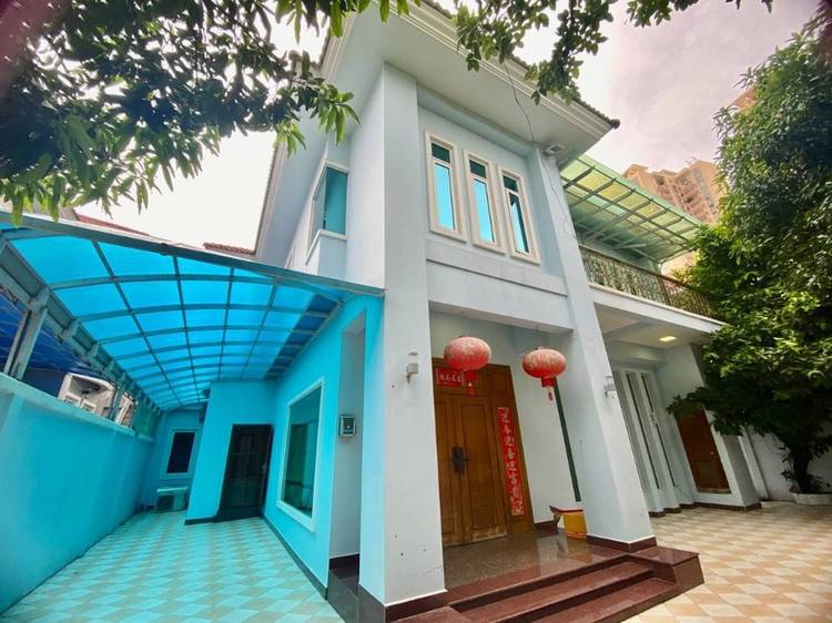 Tonle Bassac, Chamkarmon, Phnom Penh的别墅出租