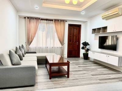 330 sqm Living Size Apartment For Rent in Boeng Keng Kang