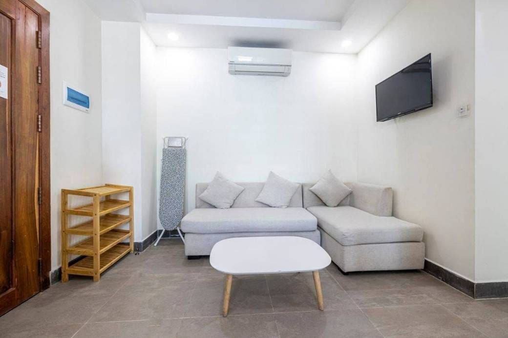 2 Bedrooms Apartment For Rent
