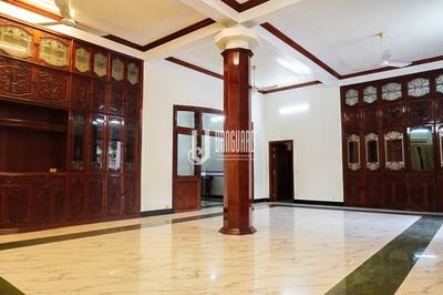 $3,000 Villa