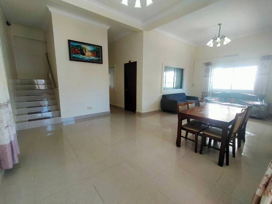 House and lot For Rent with 3 Parking Space