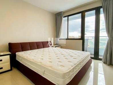 $800 Condo